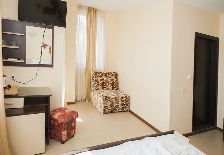 Ivano Hotel