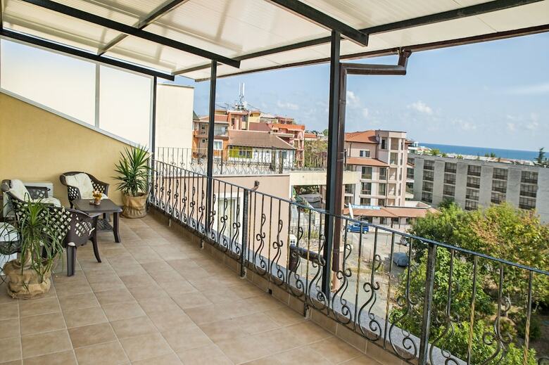Ivano Hotel