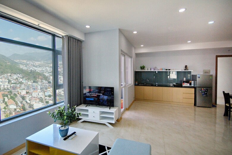 Handy Beachfront Apartment