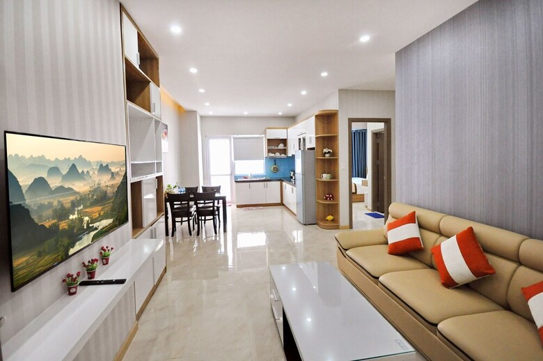 Handy Beachfront Apartment
