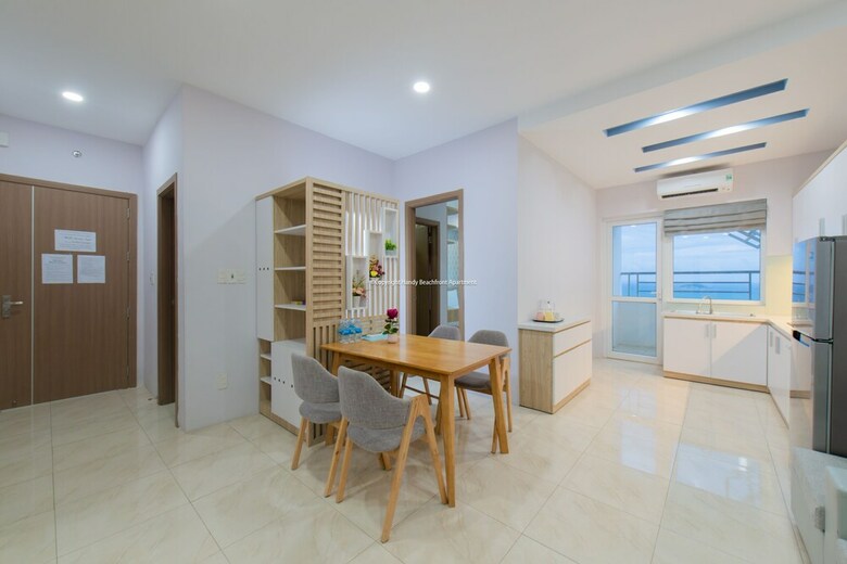 Handy Beachfront Apartment