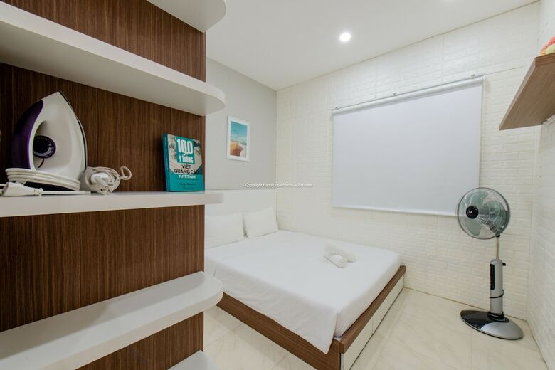 Handy Beachfront Apartment