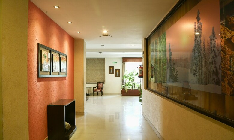 Hotel Treebo Trend Gk Conifer