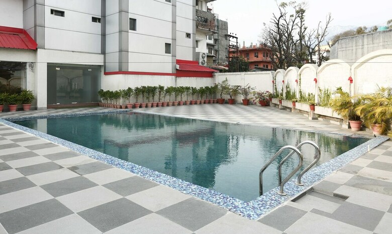 Hotel Treebo Trend Gk Conifer