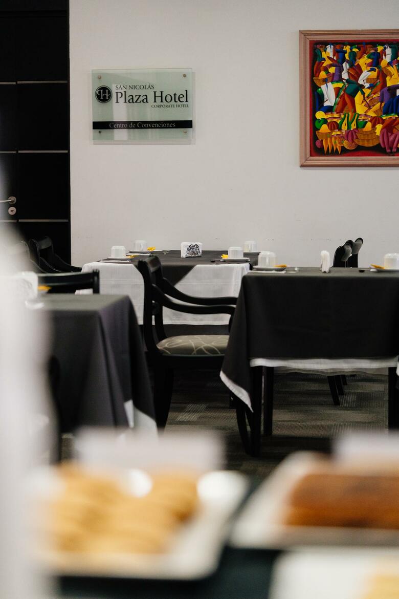 San Nicol�s Plaza Hotel