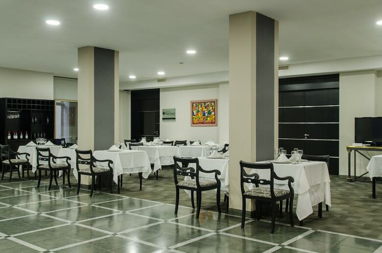 San Nicol�s Plaza Hotel