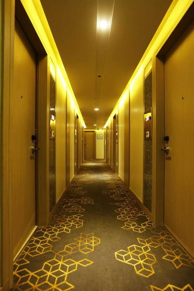 Days Hotel By Wyndham Jaipur Tonk Road
