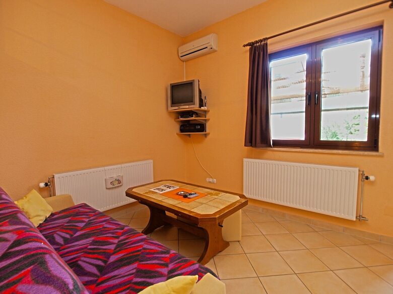 Apartment Denis 19