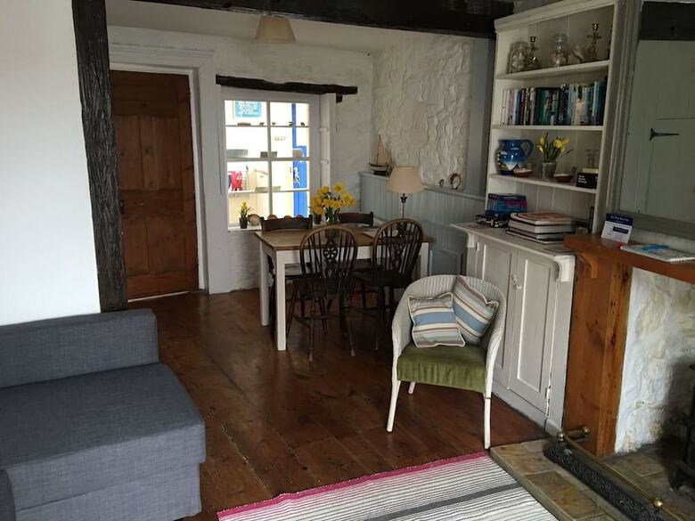 Zephyr Cottage