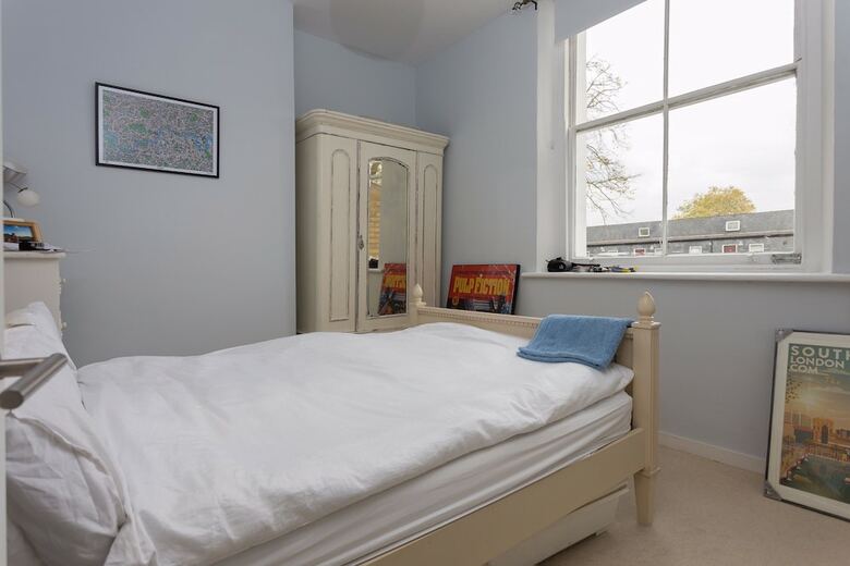 One Bedroom Apartment Near Brixton Station