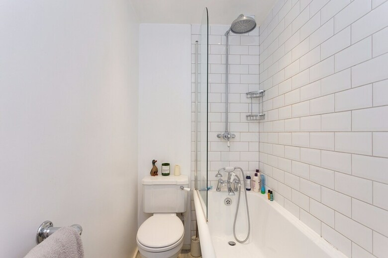 One Bedroom Apartment Near Brixton Station