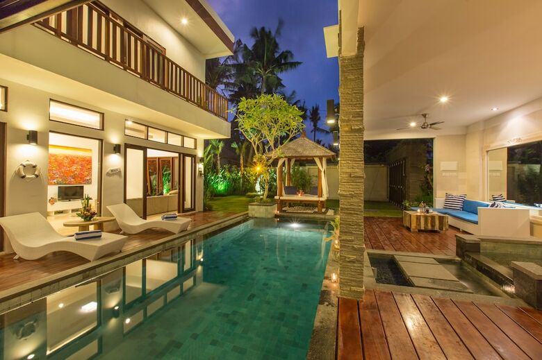 Villa Club Corner Residence By Nagisa Bali