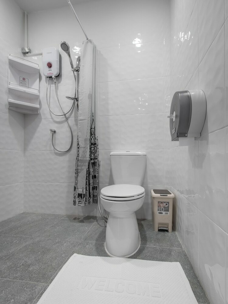 Hostal Tiny Taladnoi Hostel
