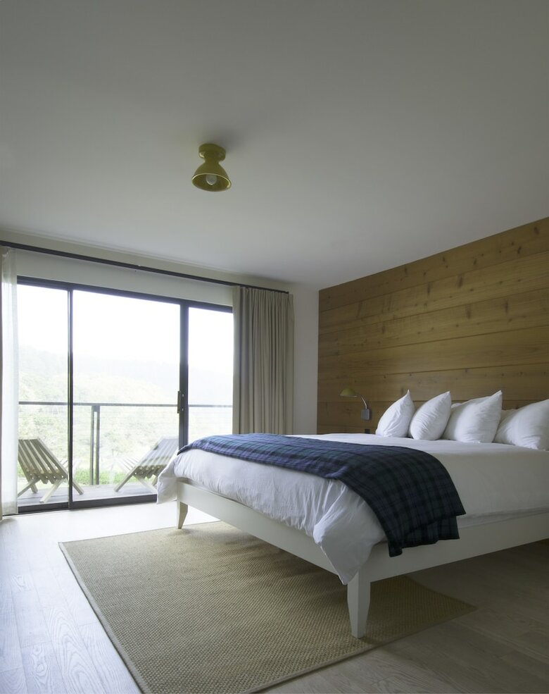 Hotel Timber Cove Resort