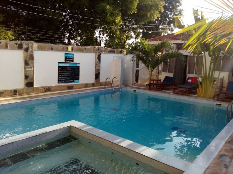 Hotel Bright Star Resort