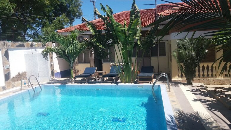 Hotel Bright Star Resort