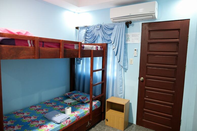 Hotel Luzmin Bh - Beachfront Cottages