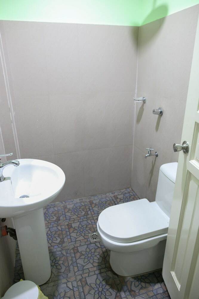 Hotel Luzmin Bh - Beachfront Cottages