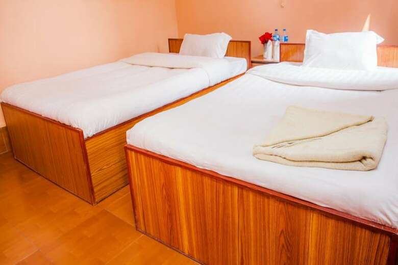 Hotel Chitwan Tiger Camp