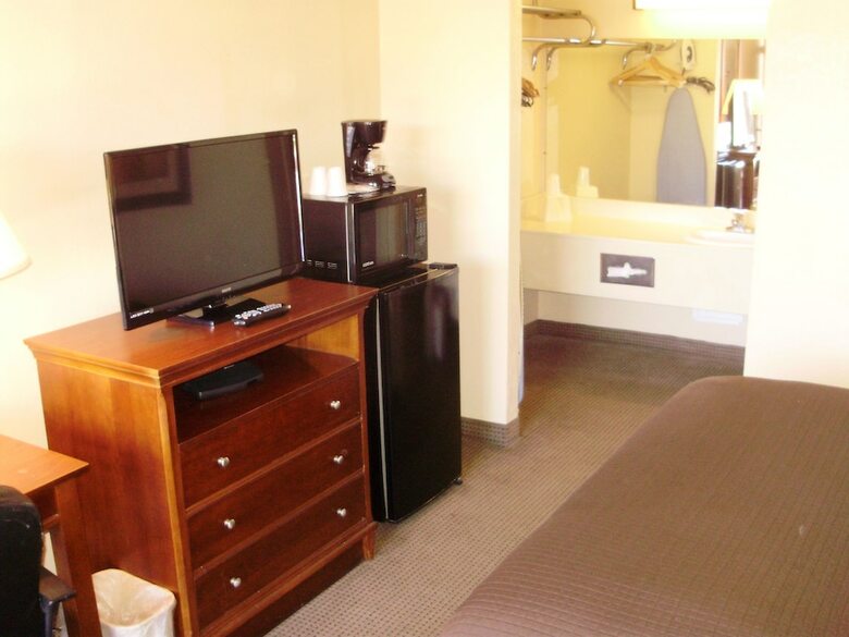 Hotel Trade Winds Central Inn