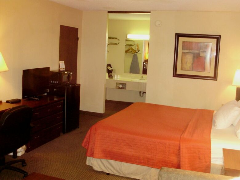 Hotel Trade Winds Central Inn