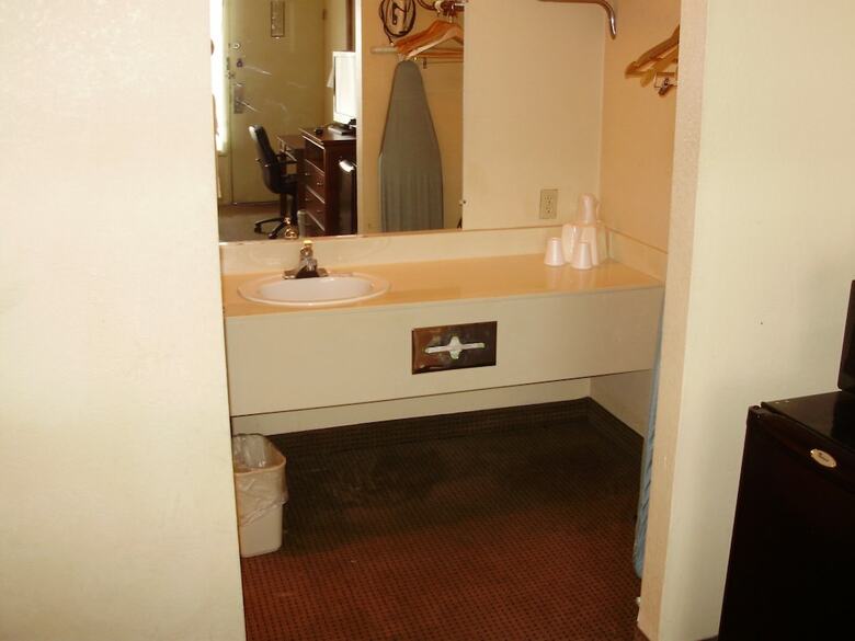 Hotel Trade Winds Central Inn
