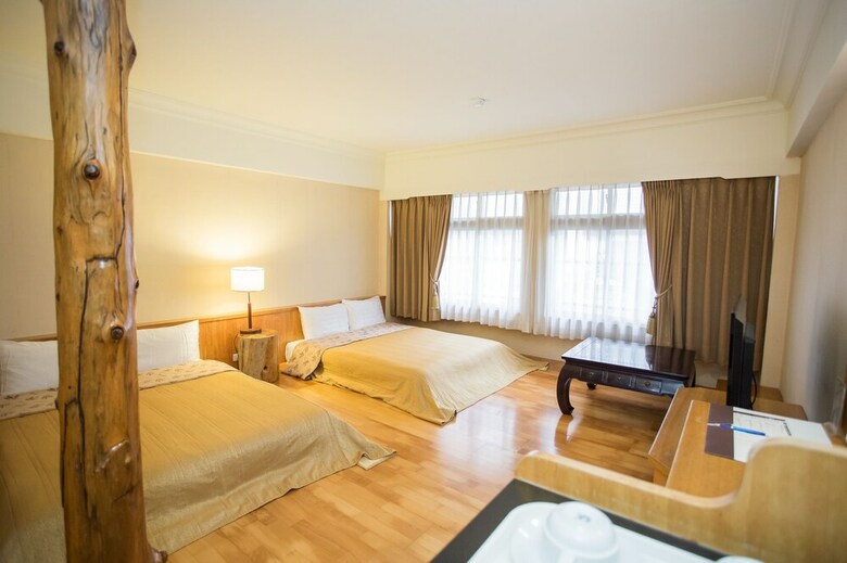 East Coast Hotel