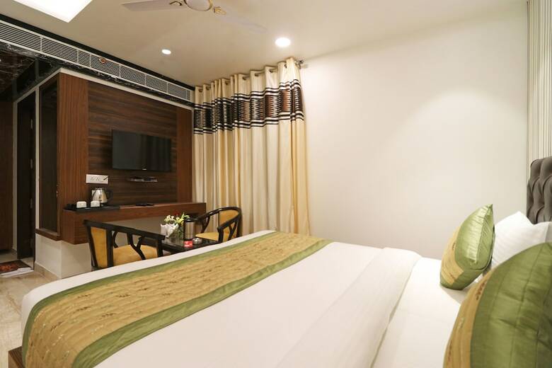 Oyo 10316 Hotel Sun View International