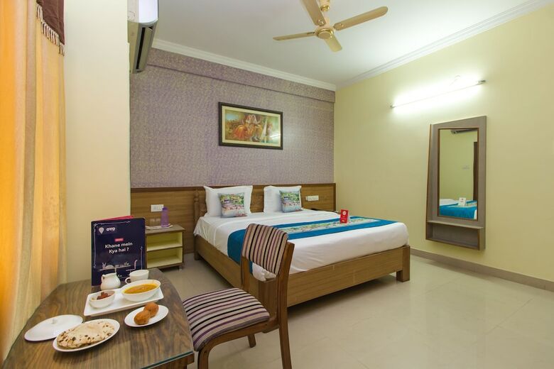 Hotel Oyo 8932 Delight Inn Gachibowli