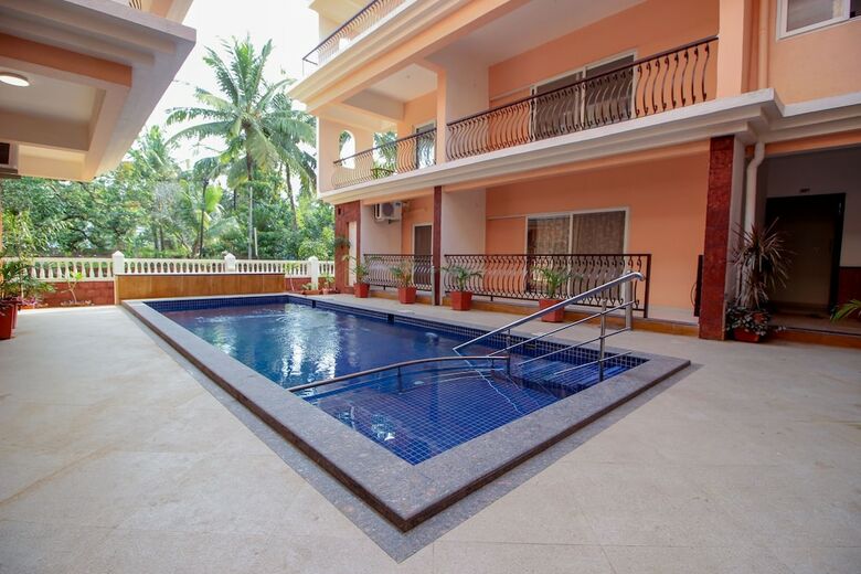 Apartamentos Oyo 10966 Home Poolside Paradise 2bhk Siolim