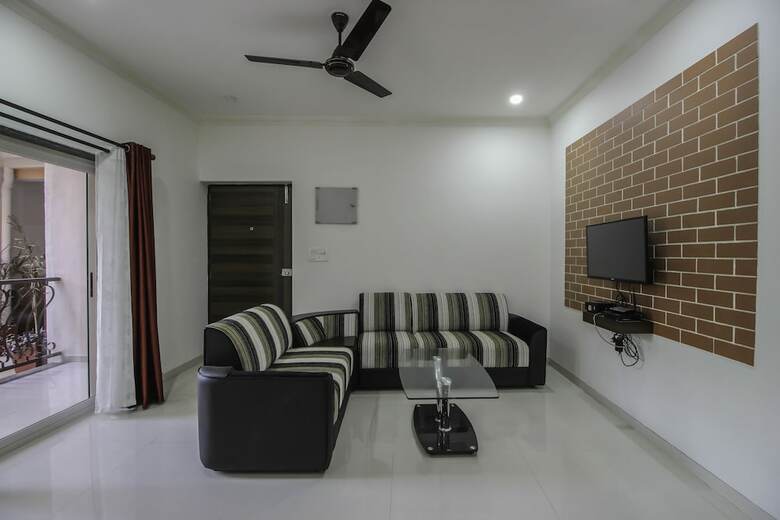 Apartamentos Oyo 10972 Home Poolside 2bhk Siolim