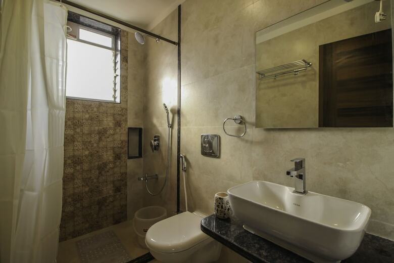 Apartamentos Oyo 10972 Home Poolside 2bhk Siolim