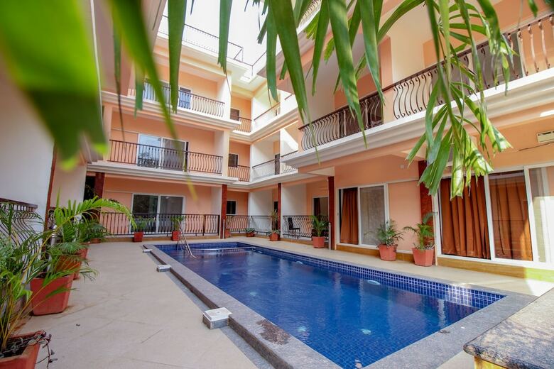 Apartamentos Oyo 10972 Home Poolside 2bhk Siolim