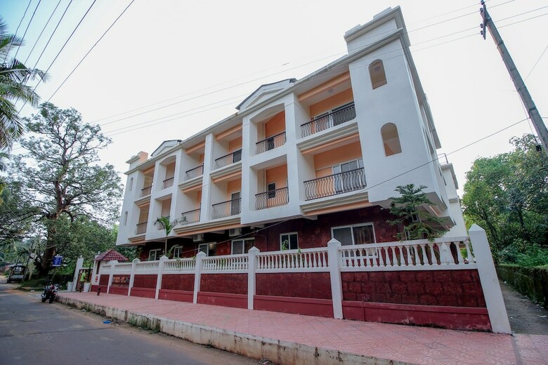 Apartamentos Oyo 10973 Home Exotic 2bhk Pool View Siolim