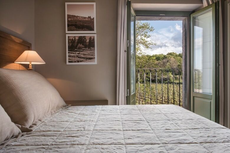 Agroturismo Cavanera Etnea Resort & Wine Experience