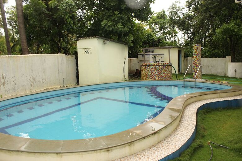 Apartamentos Oyo 6221 Home Spacious 3bhk Vagator Beach