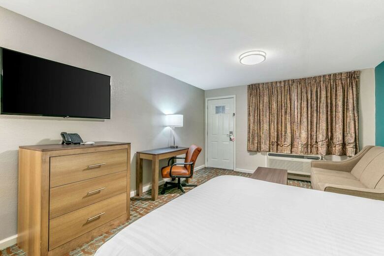 Hotel Rodeway Inn