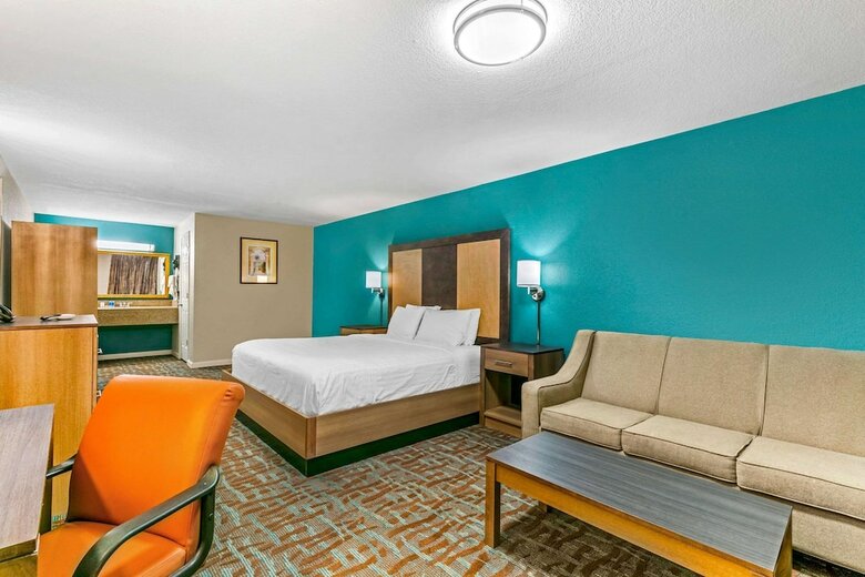 Hotel Rodeway Inn