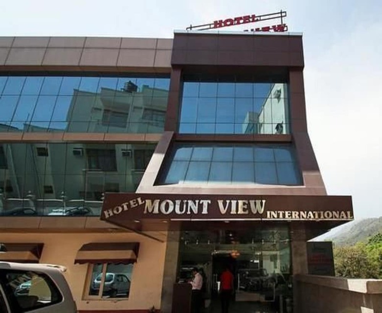 Hotel Mountview International