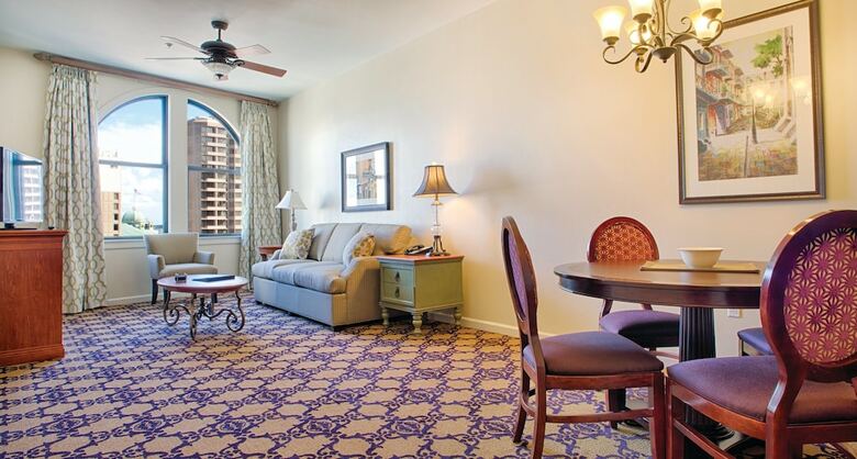 Hotel Club Wyndham La Belle Maison