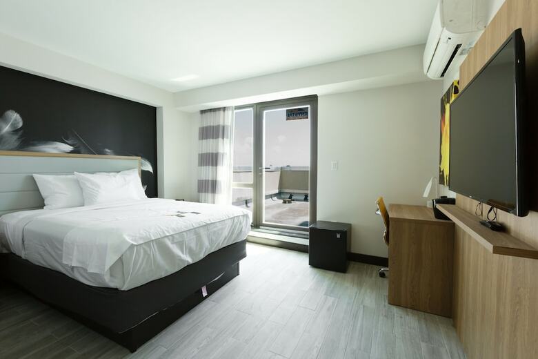 Hotel Ninety Five