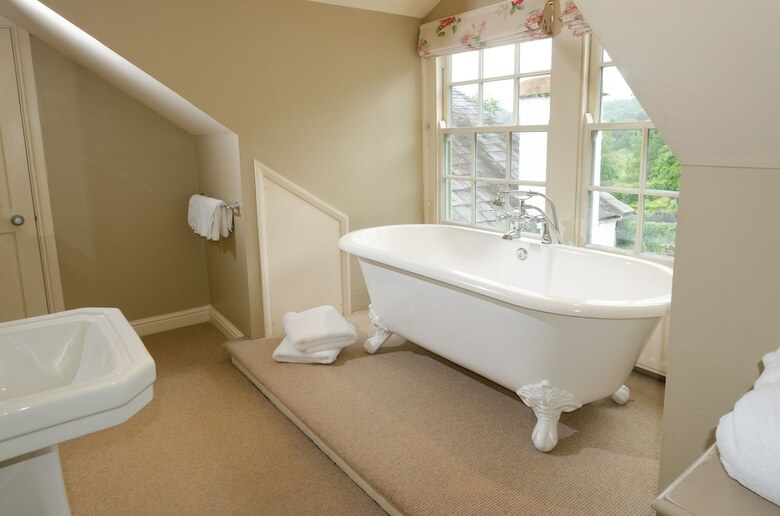 Hotel The Eltermere Inn