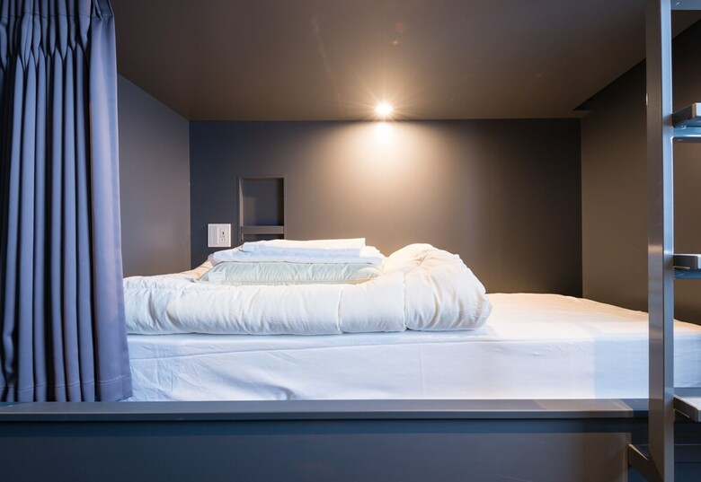 Hostal Bon Hostel
