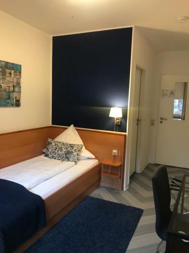 Bensons Hotel