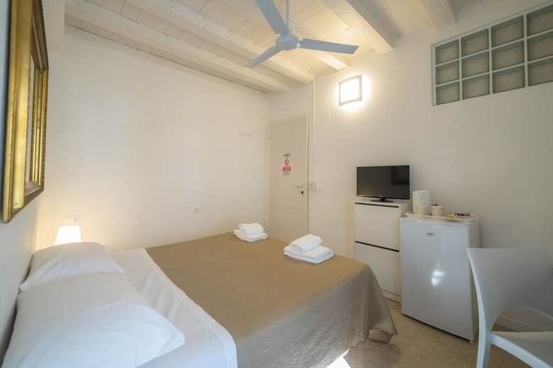 Academia Resort