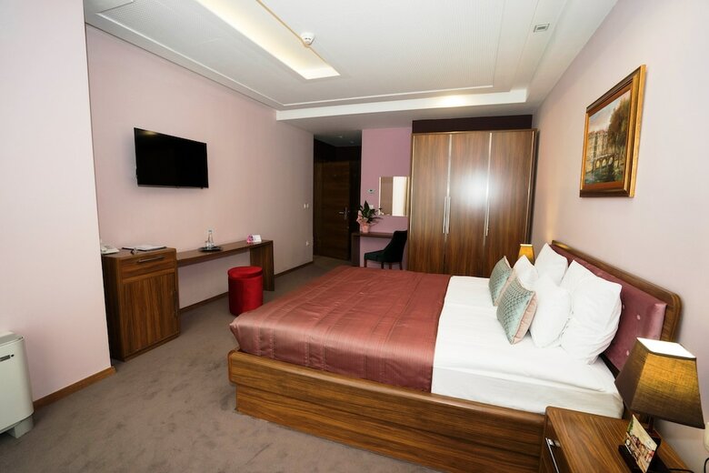 Hotel Ru?a