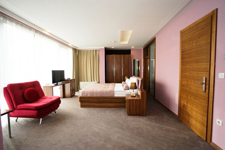 Hotel Ru?a