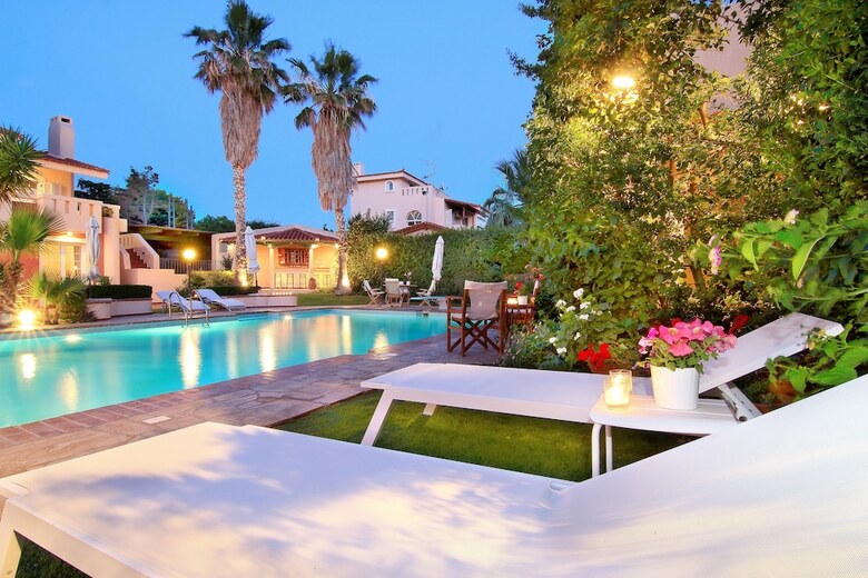 Villa Oasis Pool House