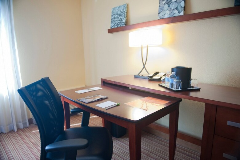Hotel Courtyard By Marriott Shreveport Airport