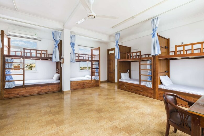 Hostal Mimosa 2 Hotel - Hostel